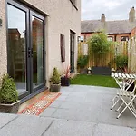 Cosy Hideaway - Parking And Relaxing Patio Area Appartamento Oxenholme