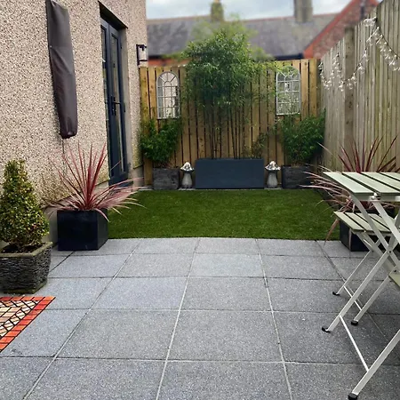 Cosy Hideaway - Parking And Relaxing Patio Area Apartment Oxenholme