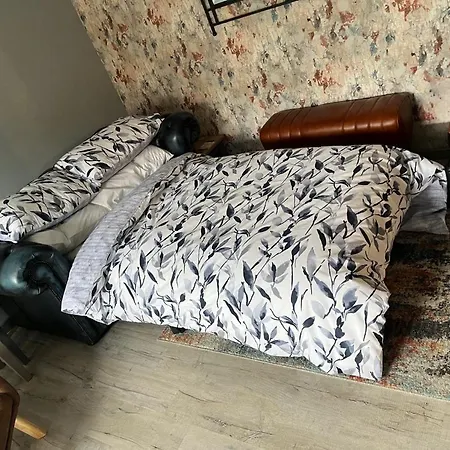 Cosy Hideaway - Parking And Relaxing Patio Area Apartment Oxenholme