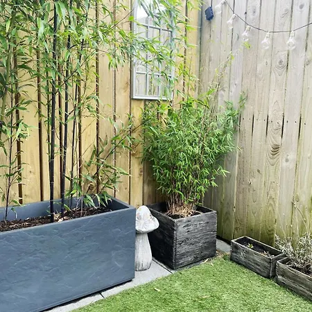 Cosy Hideaway - Parking And Relaxing Patio Area Apartment Oxenholme