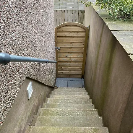 Cosy Hideaway - Parking And Relaxing Patio Area Oxenholme